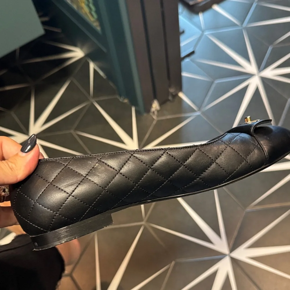 Chanel Black Quilted Flats with Gold Logo - Picture 5 of 7